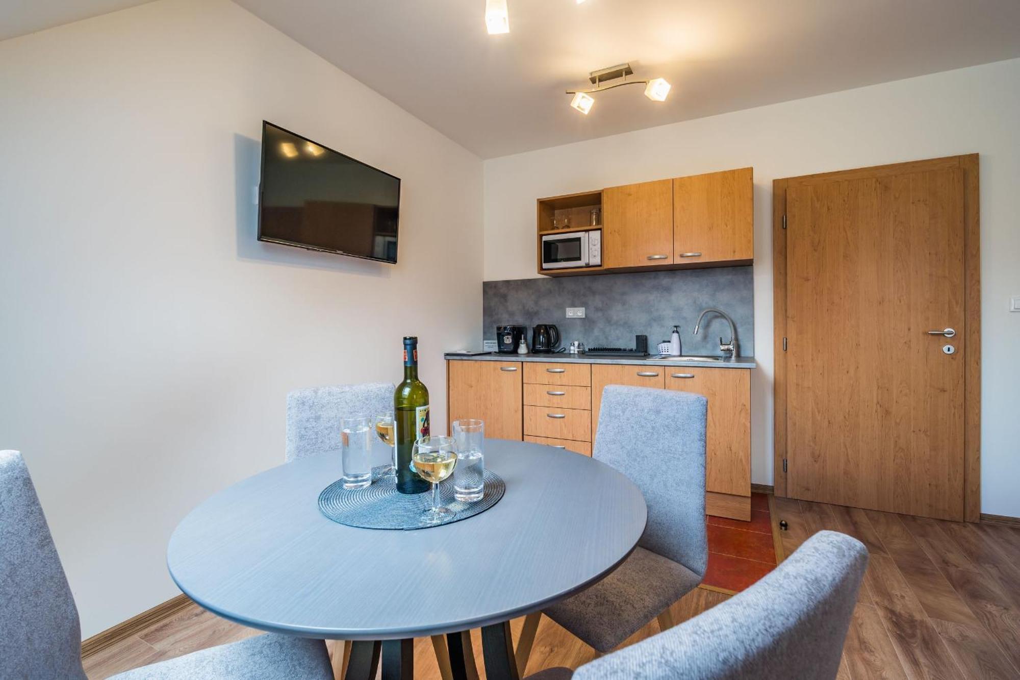Solaris Apartment